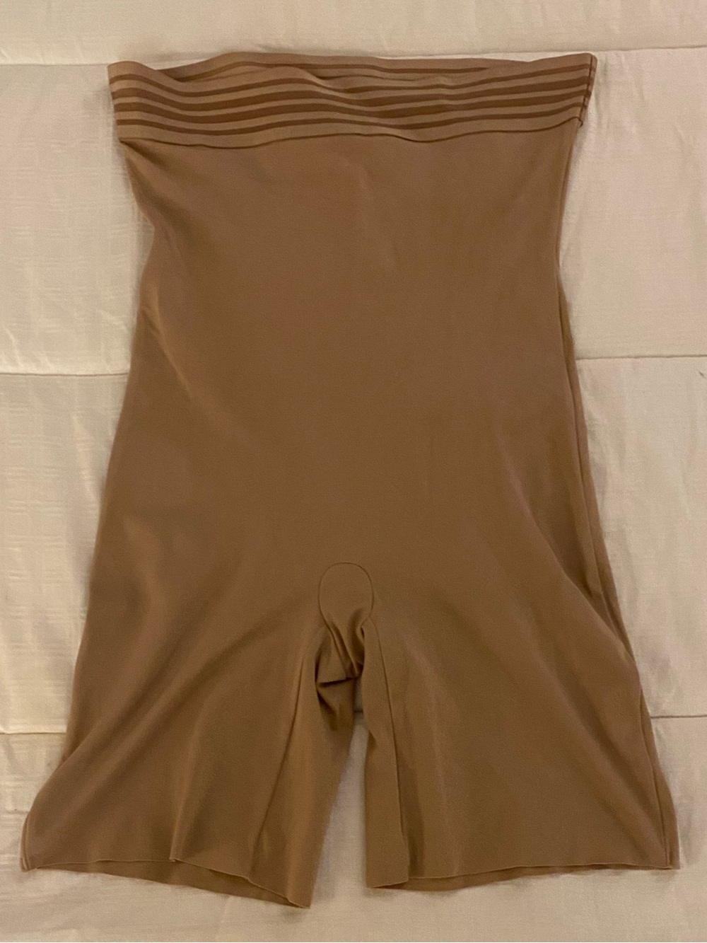 Love Your Assets Shapewear Womens 1X Mid Thigh Lightweight Beige Nylon Spandex